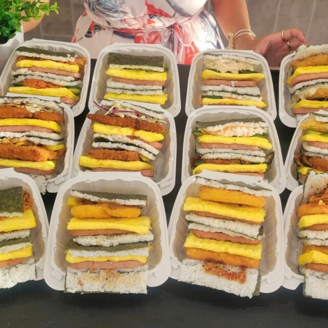 Planning your next get-together, upcoming Friendsgiving, potluck or holiday party?! Let us cater for you! Easy ordering online or by phone. 

#dinnerparty #friendsgiving #catering #lasvegasrestaurants #vegasfood #oonigiri #vegaseats  #celebrate #foodislife #japanesefood #onigirazu #partyfood